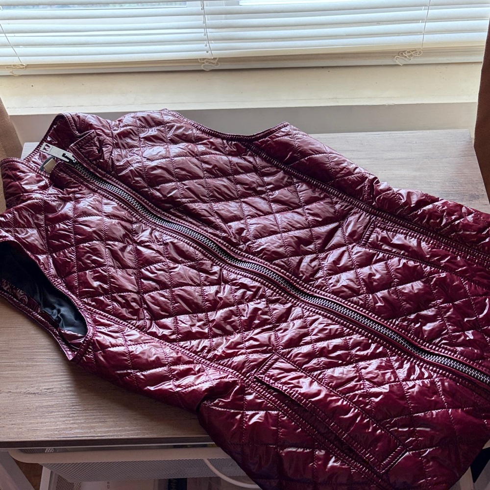 NWT Burberry Quilted Warmer Vest size 4